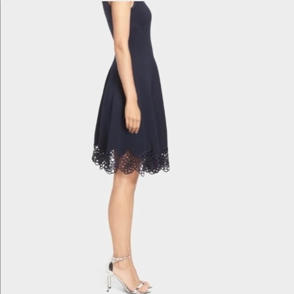 Maia Scuba and Flare Fit Knit Sleeveless Dress Black Size 4 - Picture 2 of 10